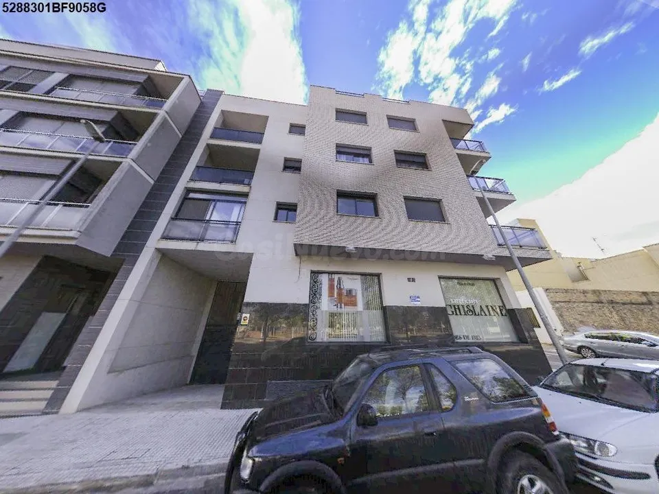 Plaza de garaje de 10 m2 en Avenida Josep Tarradellas (Amposta)