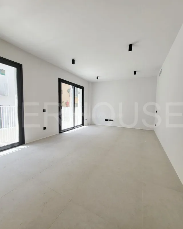 Magnífico ático dúplex con terraza de 31m2 y vistas al mar - foto 2