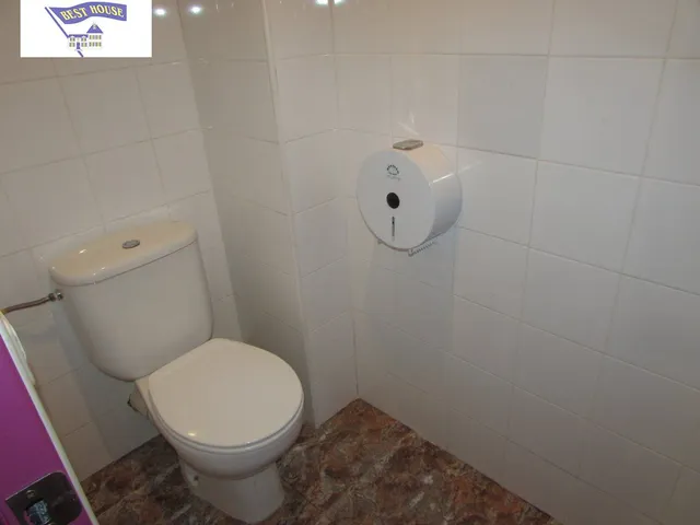 LOCAL EN  VENTA ZONA FERIA — 10
