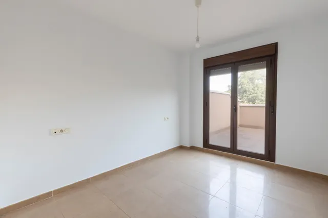 PISO CON TERRAZA EN ATARFE! — 31