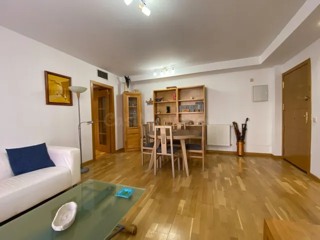 Piso 1 habitación 70m² en alquiler - Tetuán — 3
