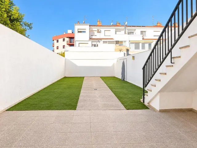 Adosado en Amposta, Zona Valletes. — 12