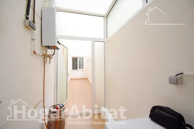 ¡HOGAR DE LUJO! MUY AMPLIO, BONITO Y LUMINOSO, TODO AMUEBLADO — 11