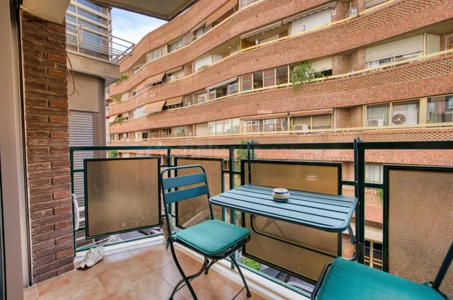 Amplia y bonita vivienda con garaje en calle italia (junto a plaza séneca) — 3