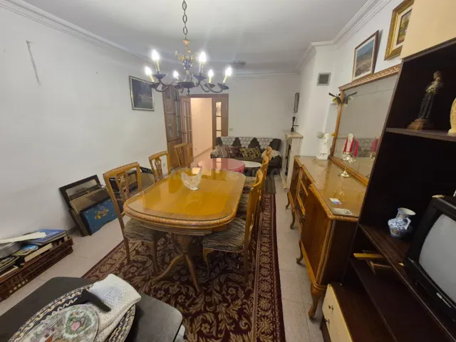Amplia casa en zona tranquila de Castellón - foto 4