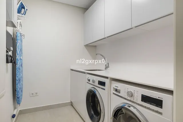 Chalet 3 habitaciones 398m² en venta - Marbella — 28