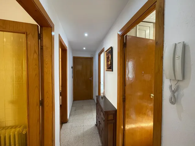 SE VENDE PISO ZONA ALTA — 29
