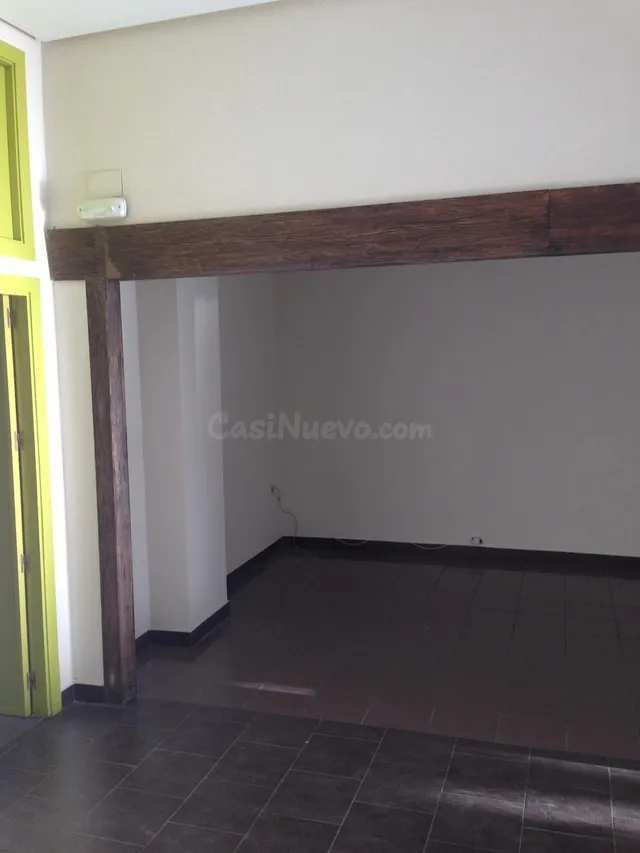 LOCAL COMERCIAL ZONA CIRCUNVALACIÓN — 3