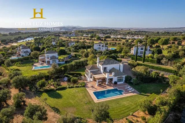 Villa 4 habitaciones 381m² en venta - Campo de golf - foto 2