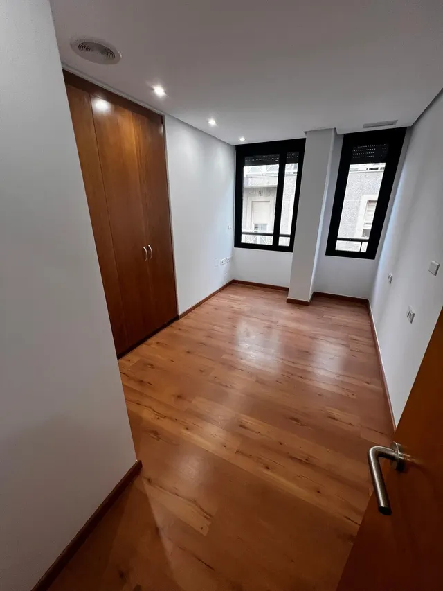 Amplio piso en alquiler en Torrevieja – 3 habitaciones, terraza y garaje incluido — 18