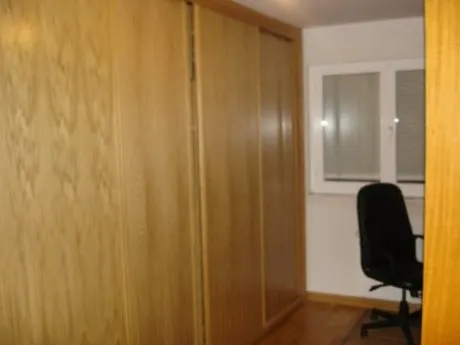 SE VENDE PISO, 90 M2, COCINA, SALÓN, 3 HAB., BAÑO, EXTERIOR, ASCENSOR, VPO — 7