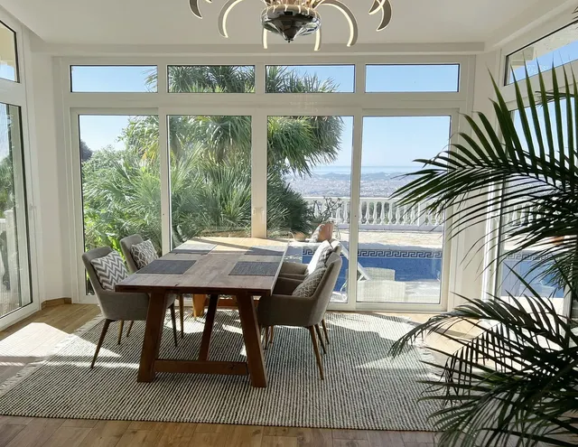 Chalet 6 habitaciones 618m² en venta - Riviera del sol — 28