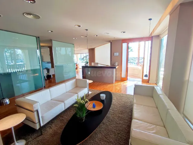 OFICINA ELEGANTE EN VENTA EN PUERTO MARINA, BENALMÁDENA