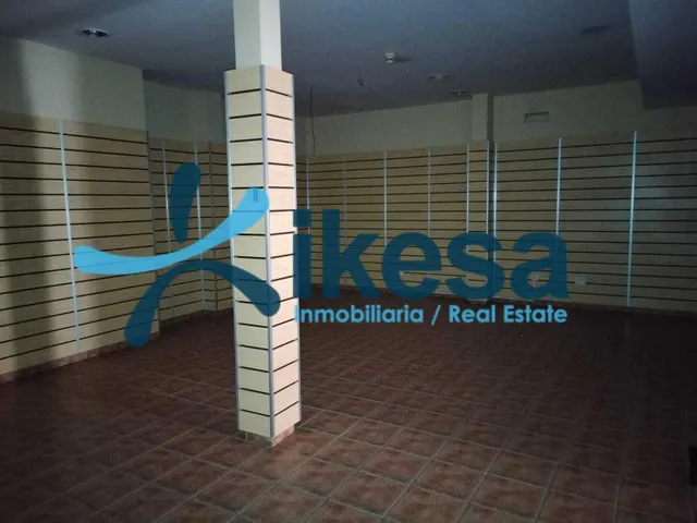 Local comercial 114m² en venta - Casco Antiguo — 6