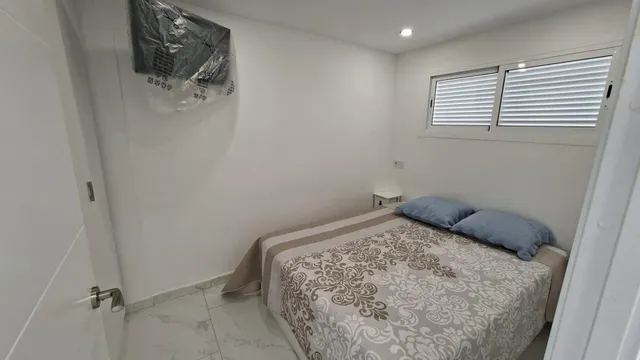 ESPECTACULAR APARTAMENTO REFORMADO — 24