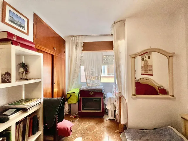 Espacioso apartamento a 350m de la playa — 17