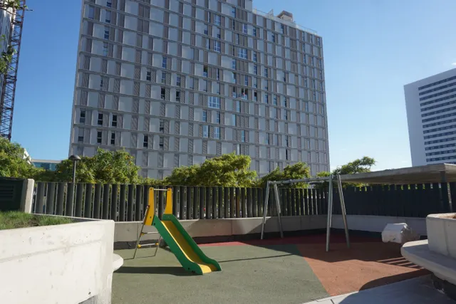 ESTRENA  ESTA ESPECTACULAR VIVIENDA CON PISCINA  DE 2 habitaciones Y DOS BAÑOS CON GARAJE INCLUIDO — 16