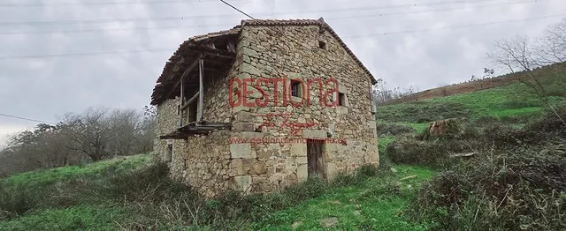 CABAÑA CON ARROYO,  PROYECTO Y CAMBIO DE USO EN LLANOS. PENAGOS — 2
