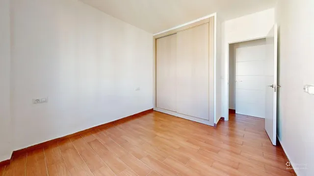 VIVIENDA REFORMADA, SITUADA EN CIUDAD JARDIN DE TRES habitaciones CONVERTIDOS EN DOS. IDEAL PARA INVERSORES!!! — 12