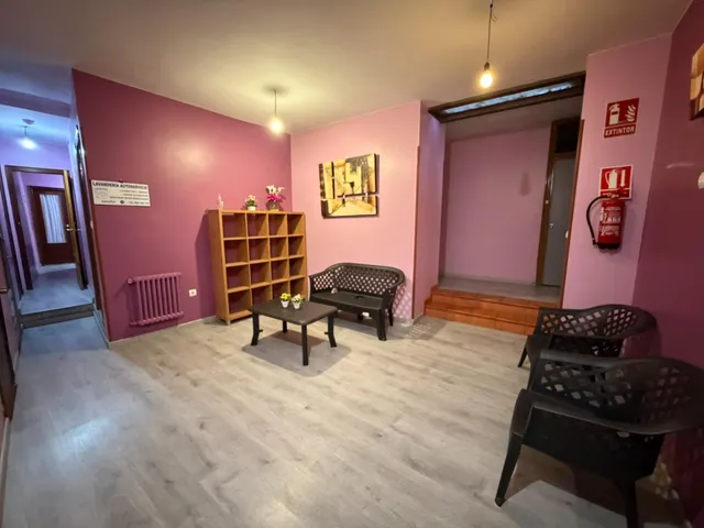 Venta albergue en el camino de Santiago en Cacabelos — 12