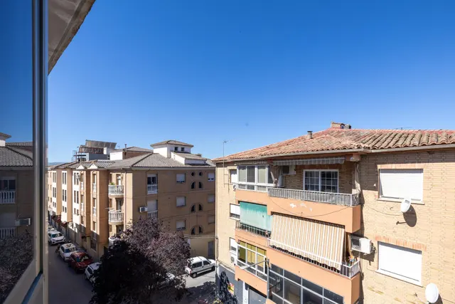 MAGNIFICO DUPLEX EN SANTA FE MUY LUMINOSO Y CON VISTA DESPEJADA. — 30