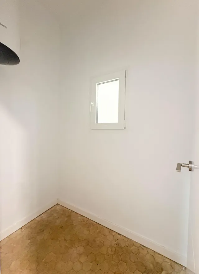 Exclusivo piso reformado a estrenar junto a la avenida del puerto — 9
