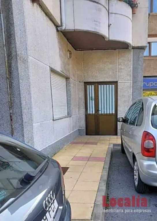 Local en venta en Torrelavega. Cantabria - foto 2