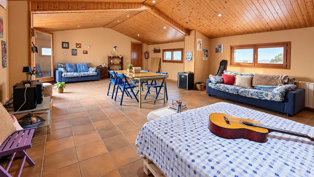 Ático dúplex de 5 dormitorios en el corazón de Valls con garaje privado y piscina — 39