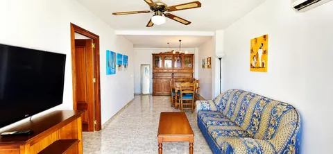 Piso de 3 dormitorios con terraza y vistas al mar en el corazón de San Pedro de Alcántara