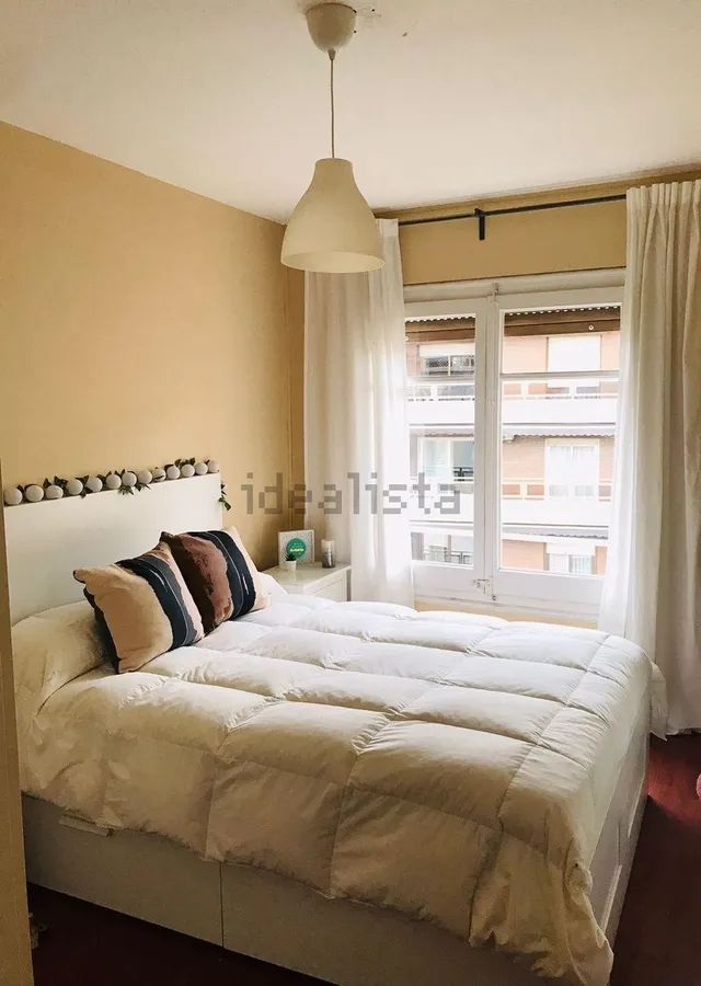 HERMOSO PISO LA SAGRERA, calle de Concepción Arenal — 8