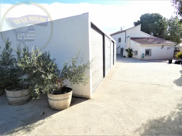 ++Chalet en Molina de Segura zona Los Valientes++, 500 m. — 9