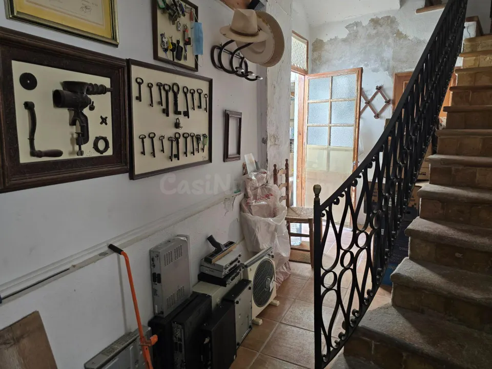 Encantadora Casa en Pollença con Amplios Espacios