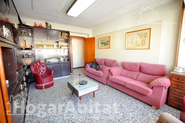 ¡Alicante centro! alto, luminoso y esquinero con terraza — 34