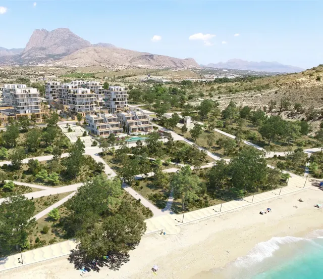 Nueva urbanización a 100 metros del mar. — 10