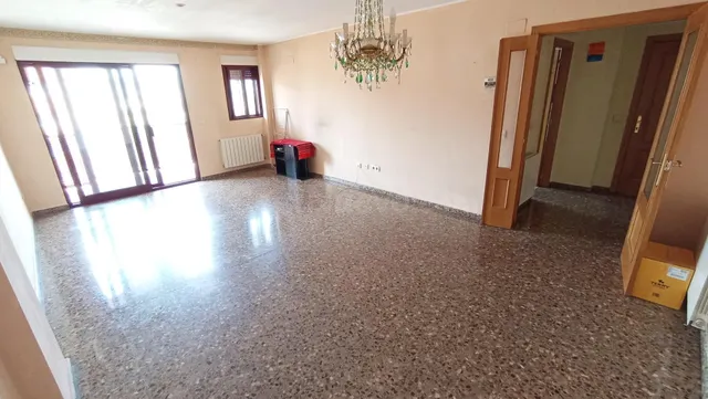 Precioso Ático Dúplex en Av. Vall d’Uixó – Amplio, Luminoso 