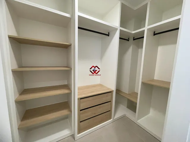 Chalet independiente de diseño con piscina privada y jardín en Heredades — 31