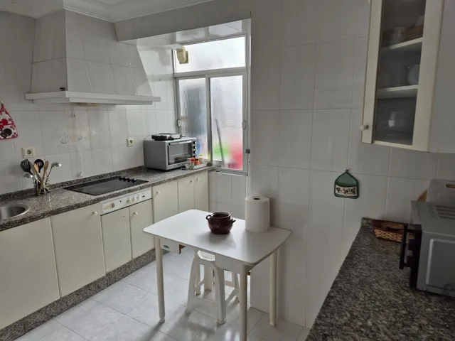 Bajo de 90 m2 con 4 dormitorios, patio y cuartillo en zona tranquila de Ayamonte — 11