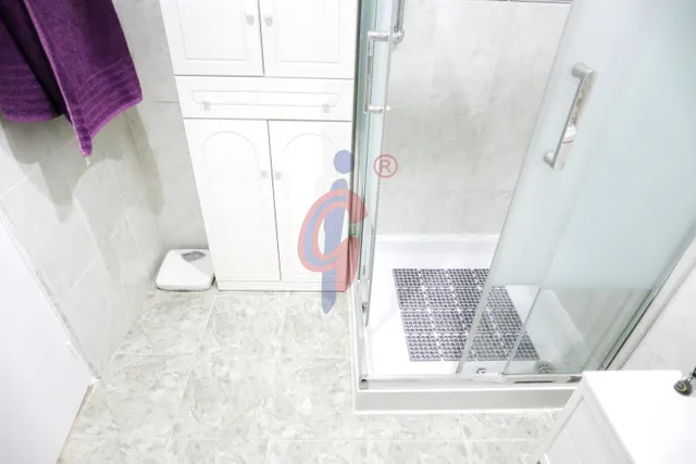 Se alquila encantador bungalow en planta baja en la urbanización San Luis, Torrevieja — 28