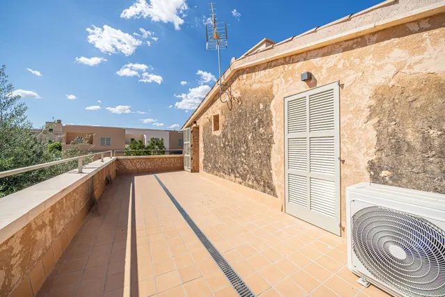 Equilibrio perfecto entre alma mallorquina y lujo moderno en Es Pla de na Tesa — 29