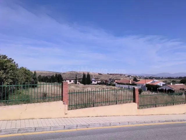 Parcelas urbanas en El Arenal (Alhendín) desde 275 m2 – Cons - foto 2