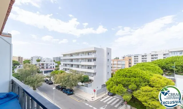 Magnífico apartamento con terraza y parking privado – Sector - foto 5