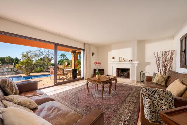 Chalet 3 habitaciones 368m² en venta - Marbella — 4