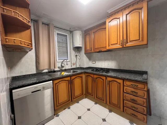CASA CON EXCELENTES VISTAS, GARAJE Y TERRAZA CON PISCINA — 9