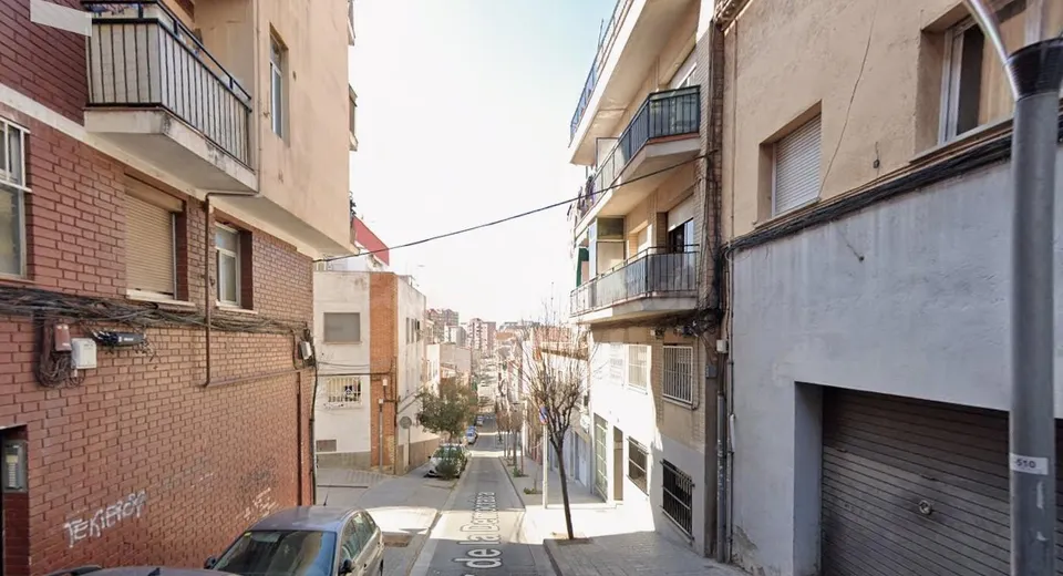 PISO EN BADALONA
