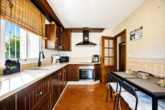 Chalet ideal para vivir todo el año, en la entrada de Chiclana. — 27
