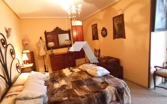 Espectacular Piso en La Goteta — 25