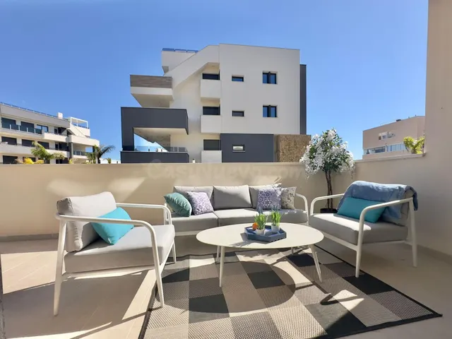 APARTAMENTO DE 3 DORMITORIOS 2 BAÑOS +2 PLAZAS DE GARAJES EN ORIHUELA COSTA (PLAYA FLAMENCA) — 27