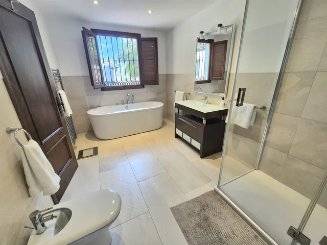 Chalet 2 habitaciones 195m² en venta - South of spain — 28