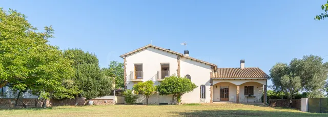 Casa/Chalet independiente de estilo rústico en Bon Relax, Sa