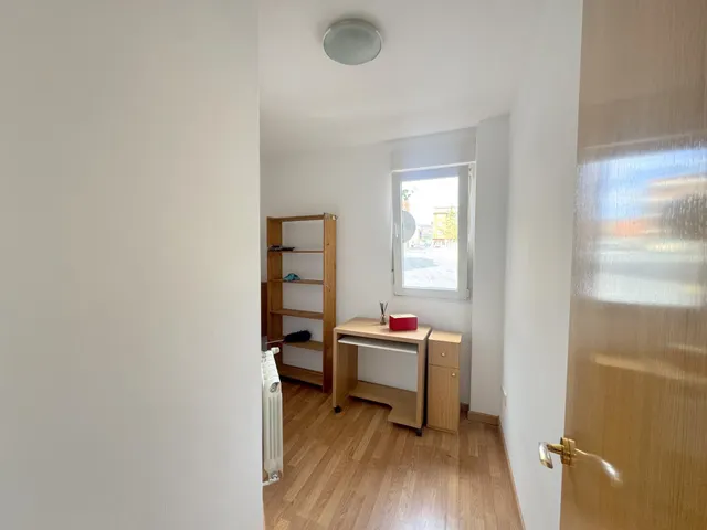 Piso en planta baja de primera transmisión, luminoso y con 3 habitaciones — 23